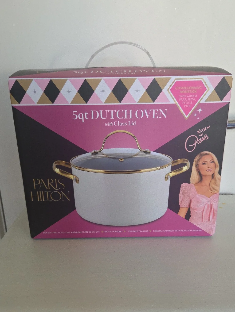 Paris Hilton White & Gold 5qt Dutch Oven with Glass Lid - Pink Box Accent